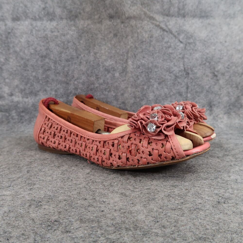 Report Shoes Womens 7 Flats Slip On Woven Peep Toe Ruffle Embellished Fashion